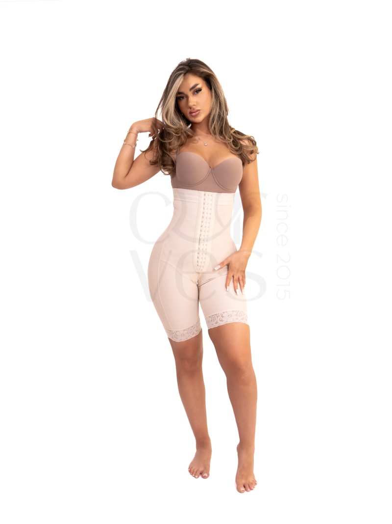 CURVES 6152